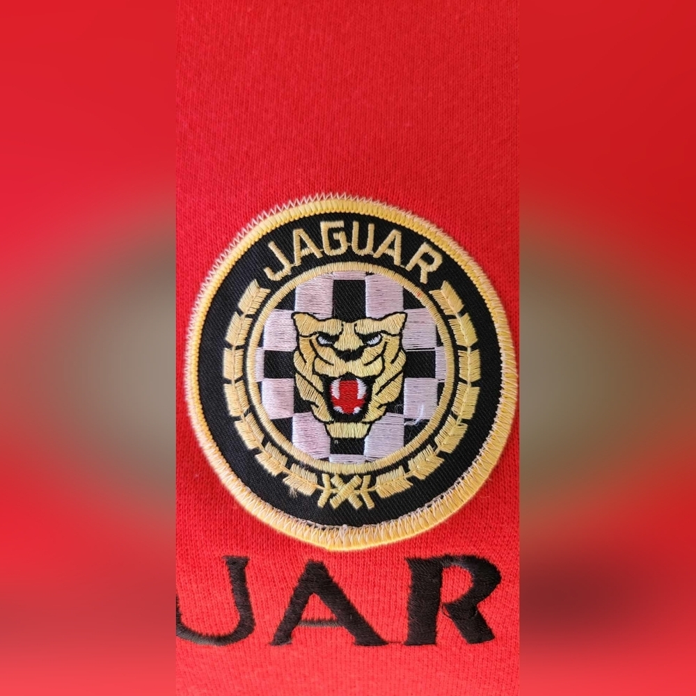 Vintage Jaguar Logo Sweatshirt Red Hanes Made in USA 90s Graphic Crewneck Unisex - Picture 7 of 9